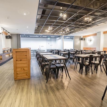 Traveller Inn Tiehua Cultural And Creative Hotel Taitung Exterior foto