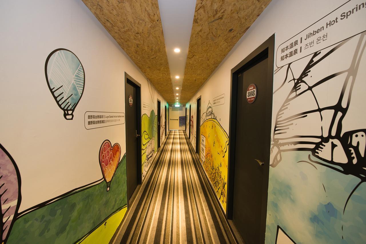 Traveller Inn Tiehua Cultural And Creative Hotel Taitung Exterior foto