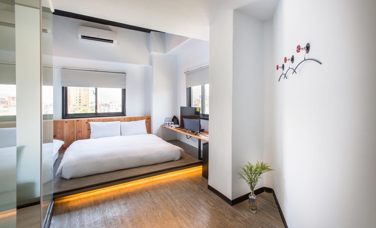 Traveller Inn Tiehua Cultural And Creative Hotel Taitung Exterior foto